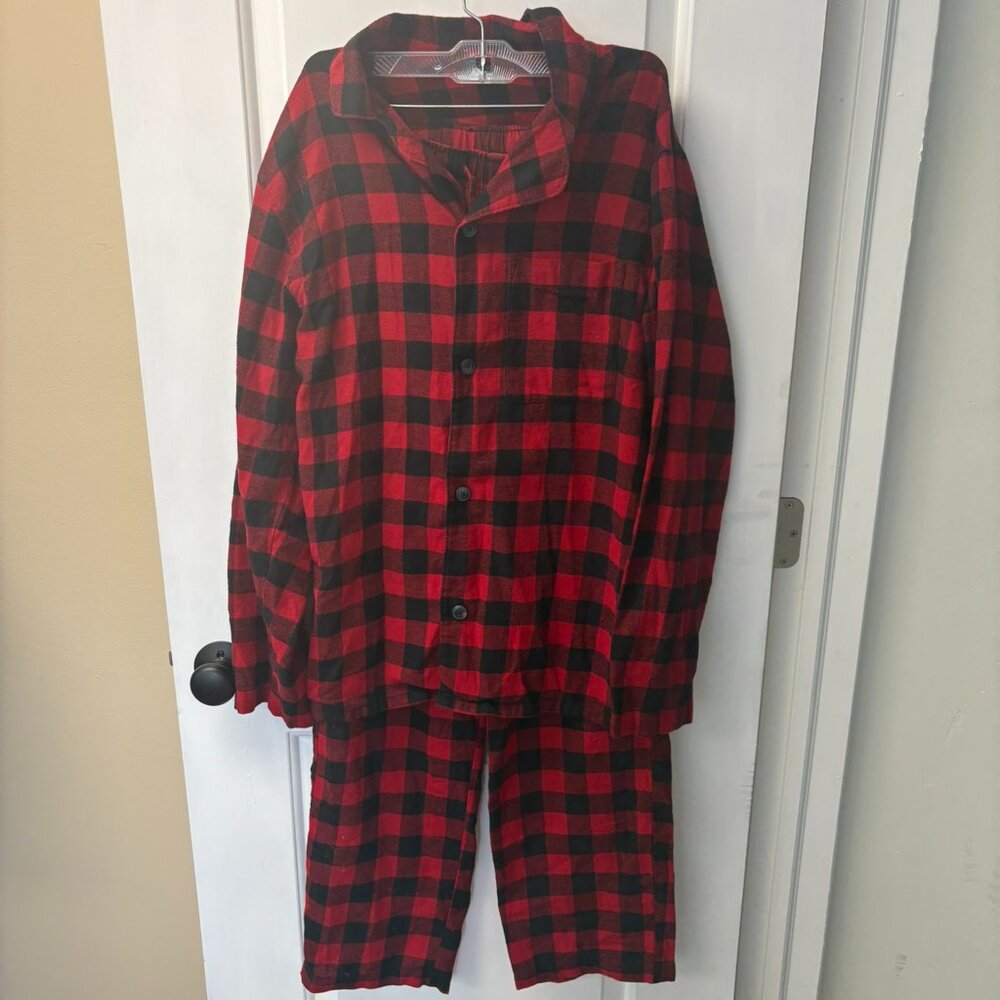 Unisex Red & Black Flannel Christmas Pajamas